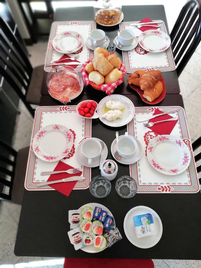 Casapatrizia B&B Sirmione Dış mekan fotoğraf