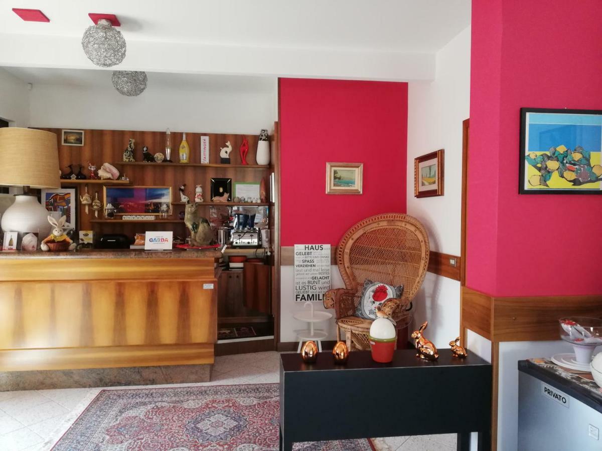 Casapatrizia B&B Sirmione Dış mekan fotoğraf